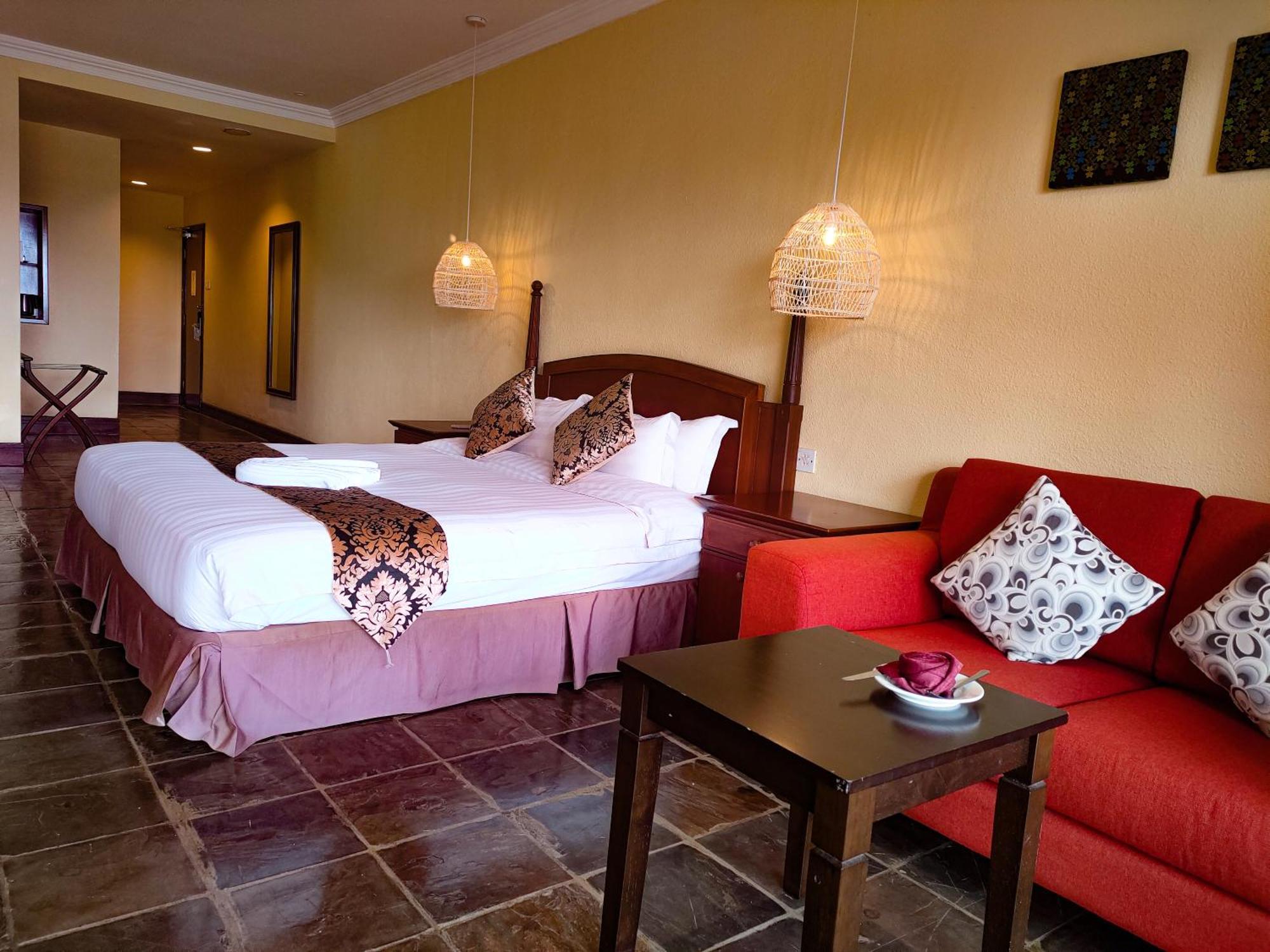 Palm Beach Resort & Spa Labuan Exterior photo