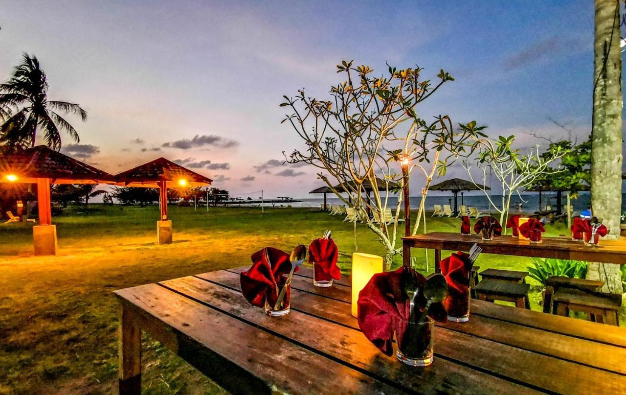 Palm Beach Resort & Spa Labuan Exterior photo